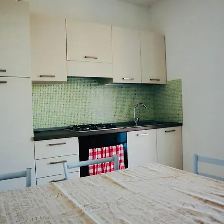 Apartment Paradise *